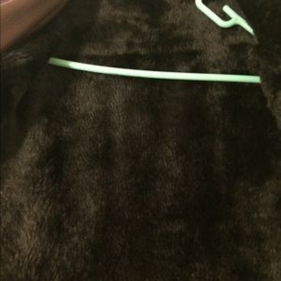 *****VINTAGE *****Women's Leather Trench Coat!! - Picture 3 of 7